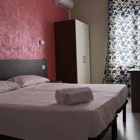 Tiburtina Hotel Holiday-3
